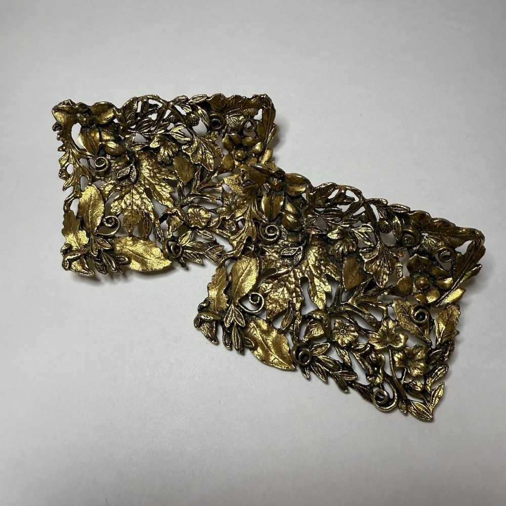 Vintage MUSI Signed Shoe Clips Larger Brasstone with Flowers‎ and Leaves NICE